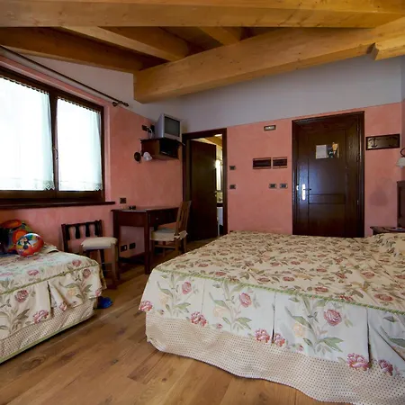 L' Aiglon Hotel Champoluc