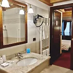 Hotel L' Aiglon 3*