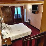 Hotel L' Aiglon 3*
