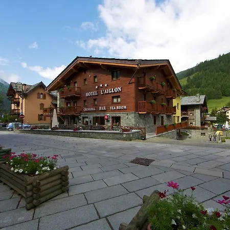 Отель L' Aiglon