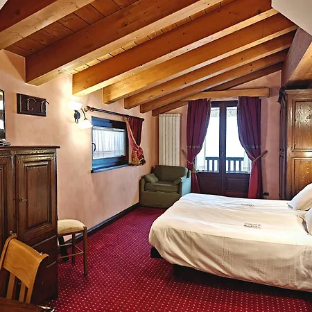 L' Aiglon Hotel 3*