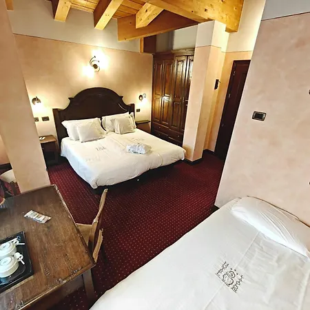 L' Aiglon Отель 3*