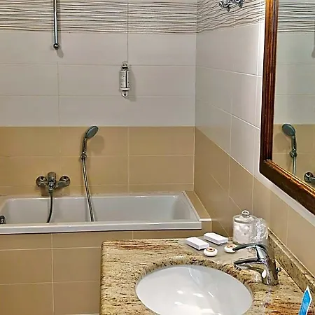 L' Aiglon Hotel Champoluc
