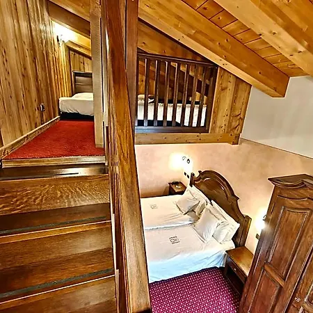 L' Aiglon Hotel 3*
